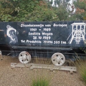 Dernier wagon sorti de la mine de Beringen